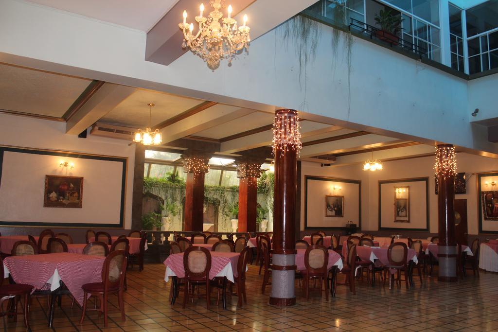 Hotel Sahara Santa Ana Ngoại thất bức ảnh